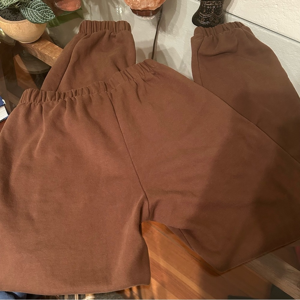 Brandy Melville Brown Sweatpants